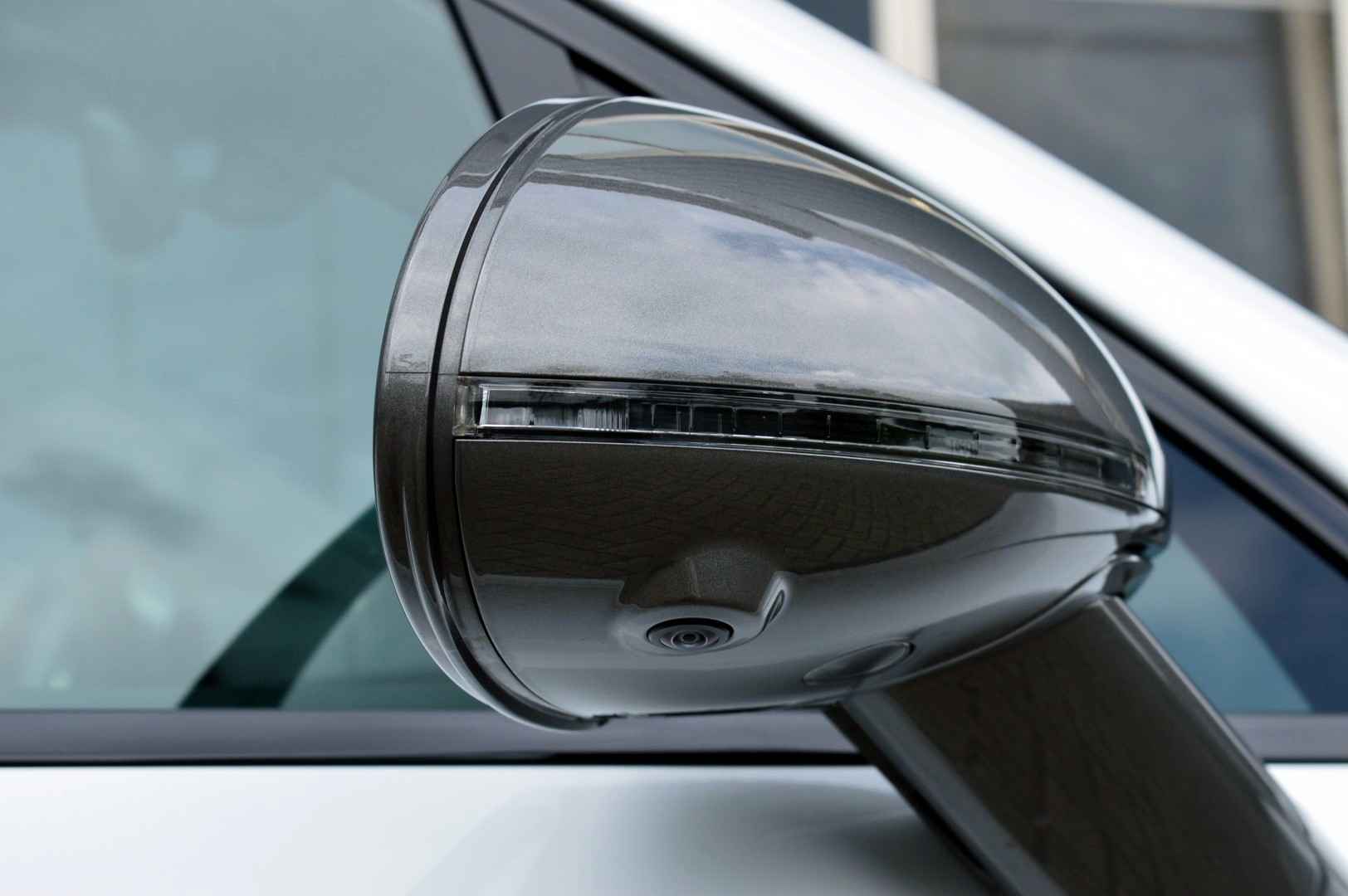 2022 Porsche Macan 2.0 T 4WD Panoramic Roof Air Suspension - Image 41