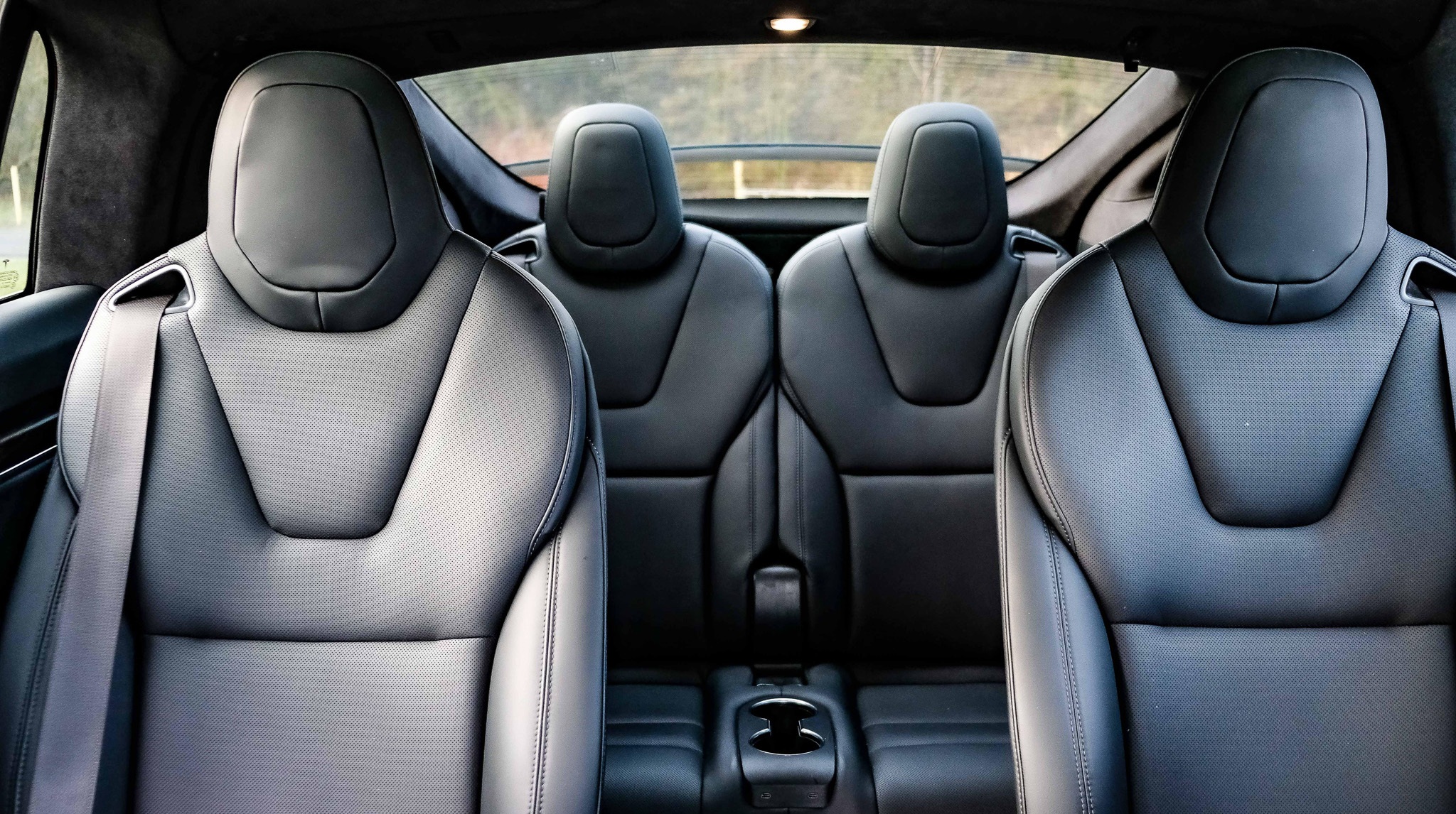 2023 Tesla Model X Long Range Facelift 6 Seats Yoke AWD - Image 11