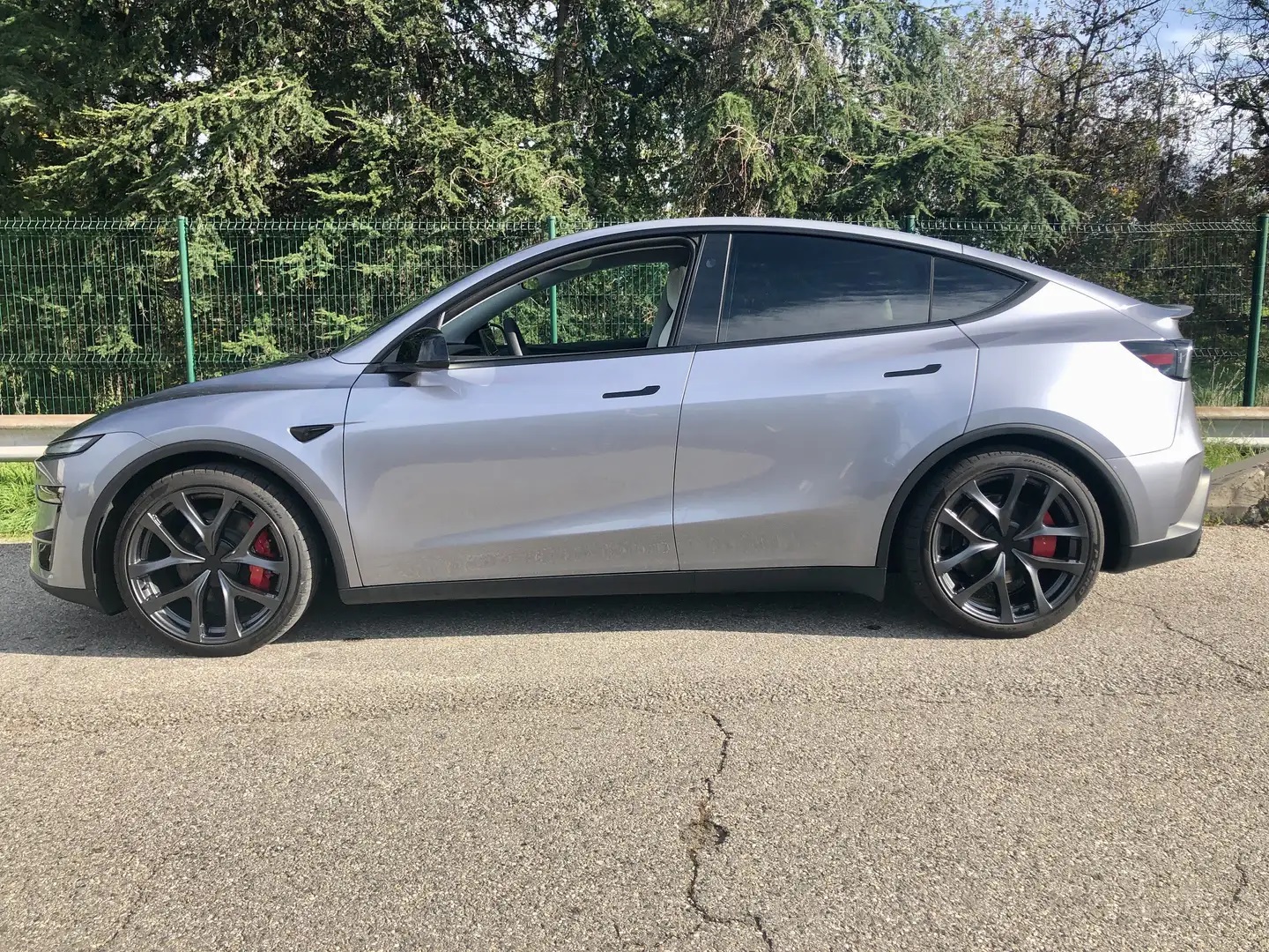 2026 Tesla Model Y Model Y Performance AWD 515HP JUNIPER - Image 3