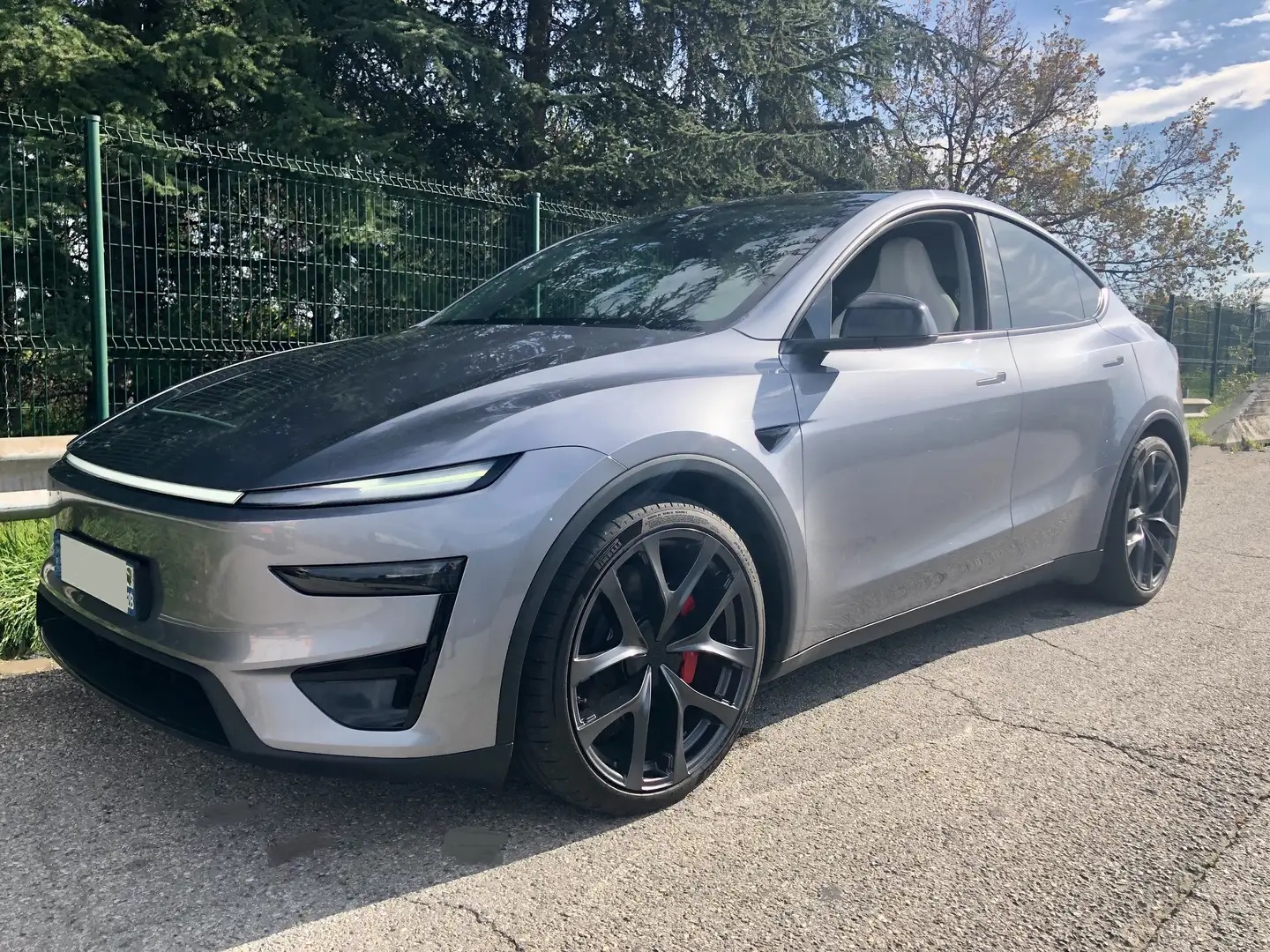 2026 Tesla Model Y Model Y Performance AWD 515HP JUNIPER - Image 2