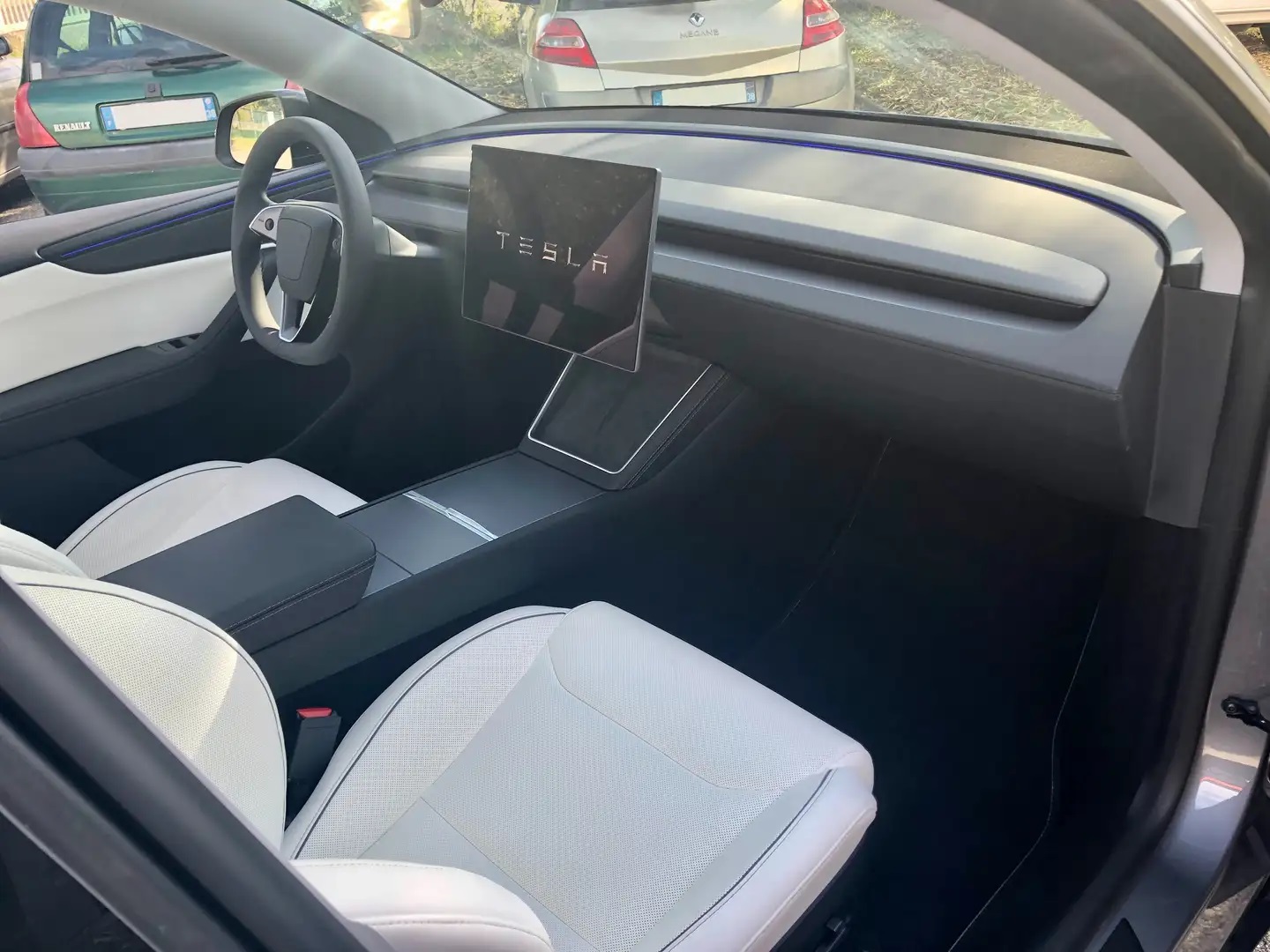 2026 Tesla Model Y Model Y Performance AWD 515HP JUNIPER - Image 13