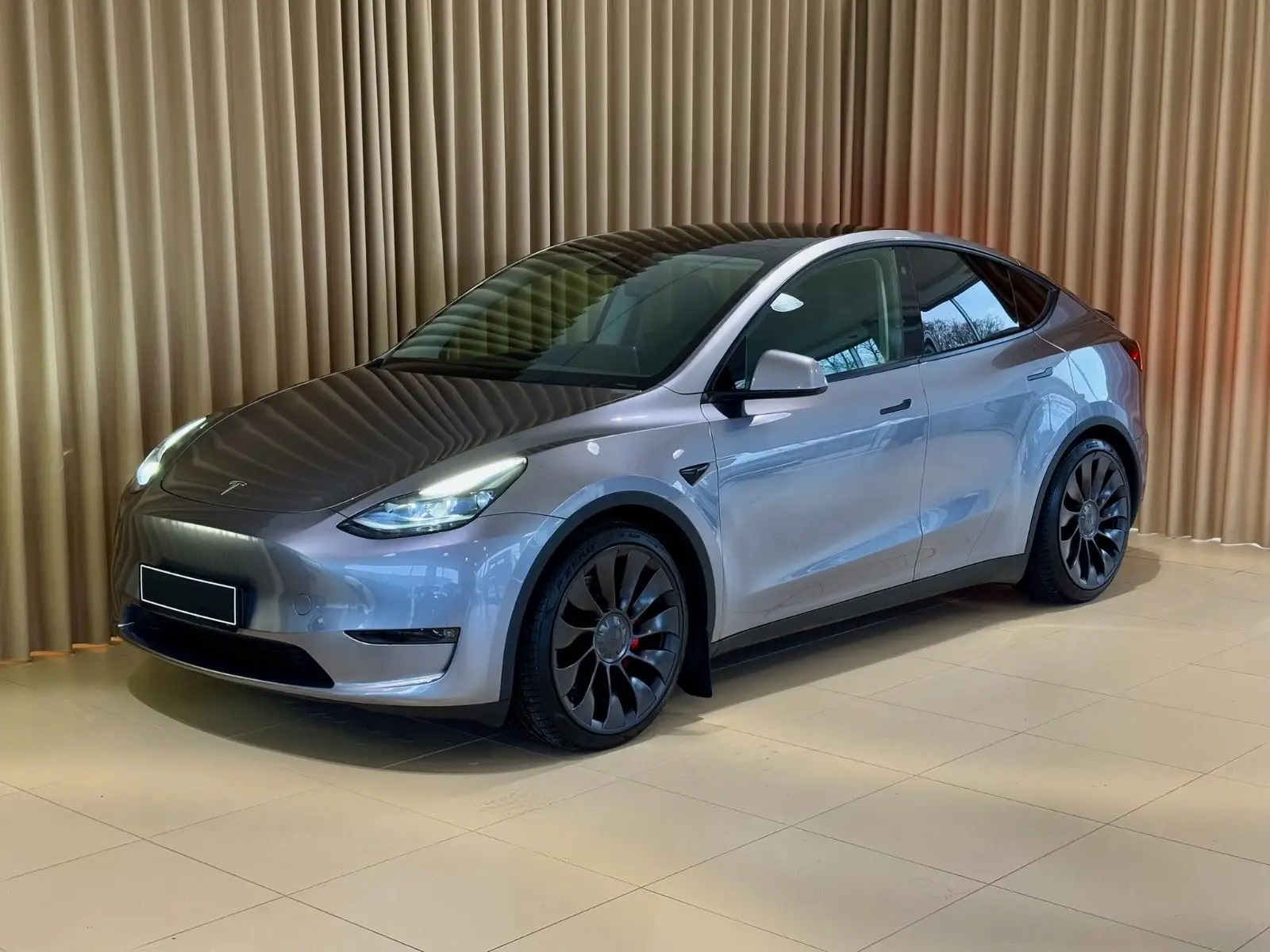 2023 Tesla Model Y Performance AWD 534HP - Image 3