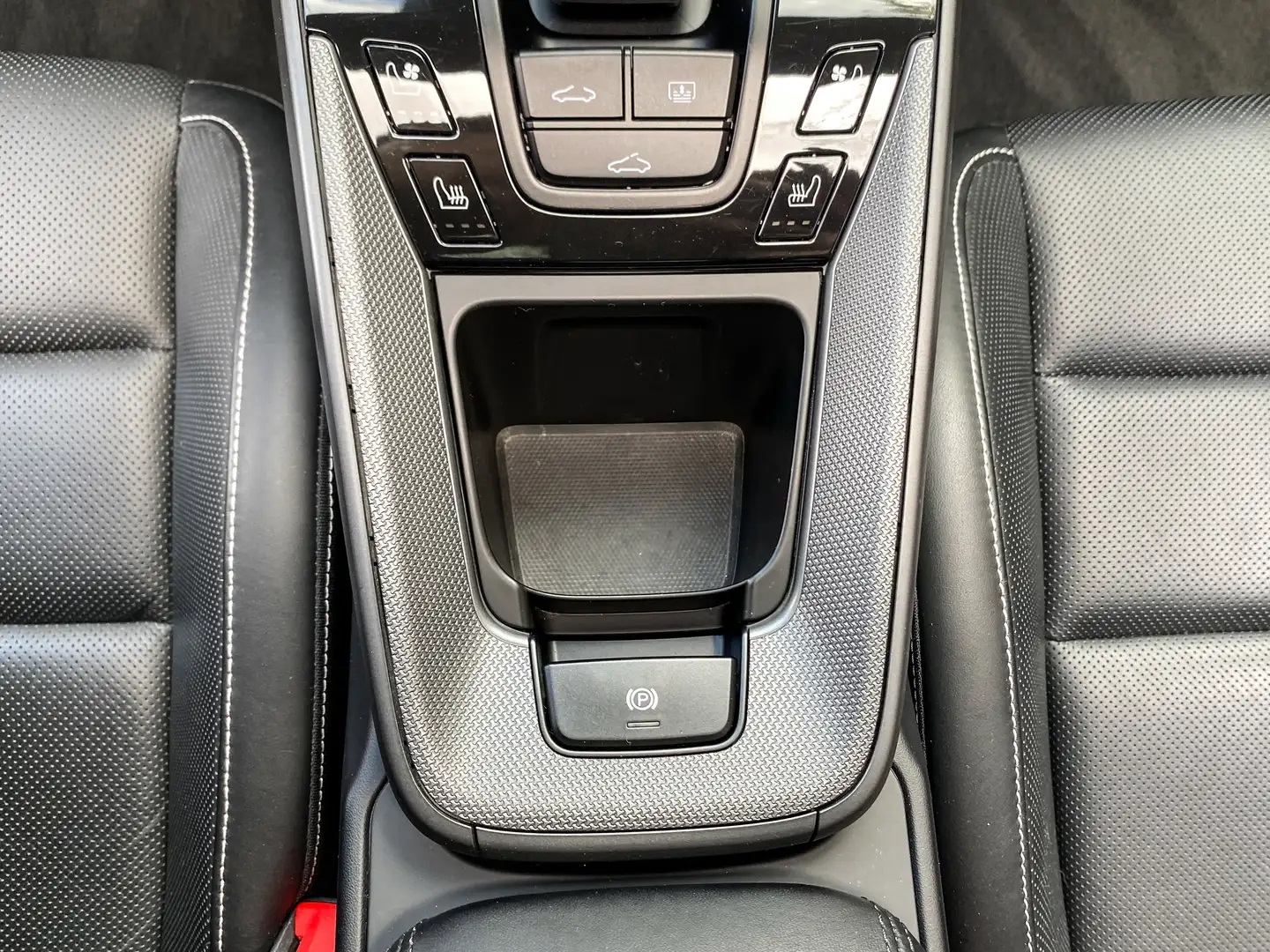 2019 Porsche 992 Carrera S - Chrono - Sport Exhaust - Pano - Image 12