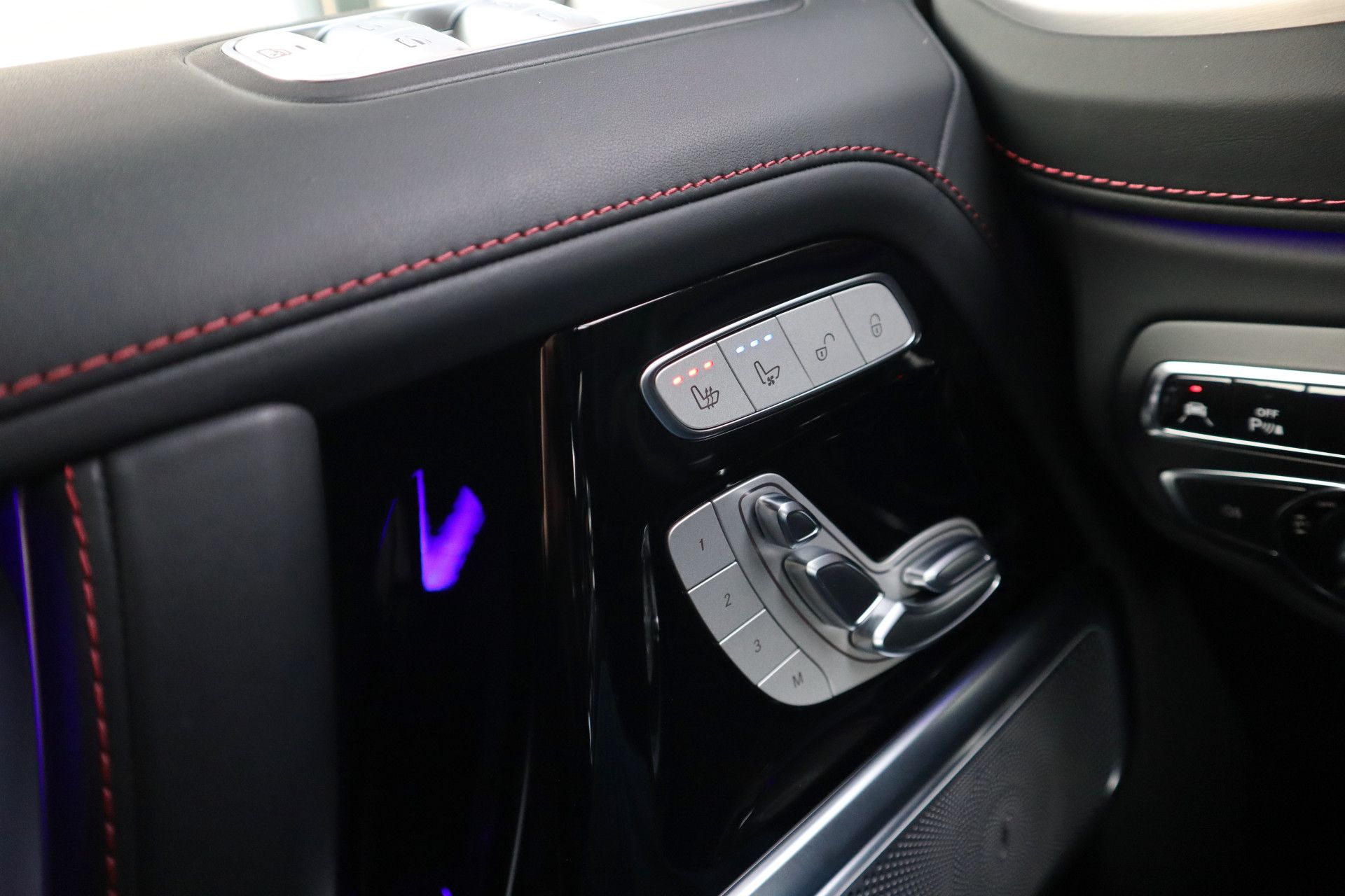 2023 Mercedes-Benz G 63 AMG Jet-black Magno Carbon 585HP - Image 21