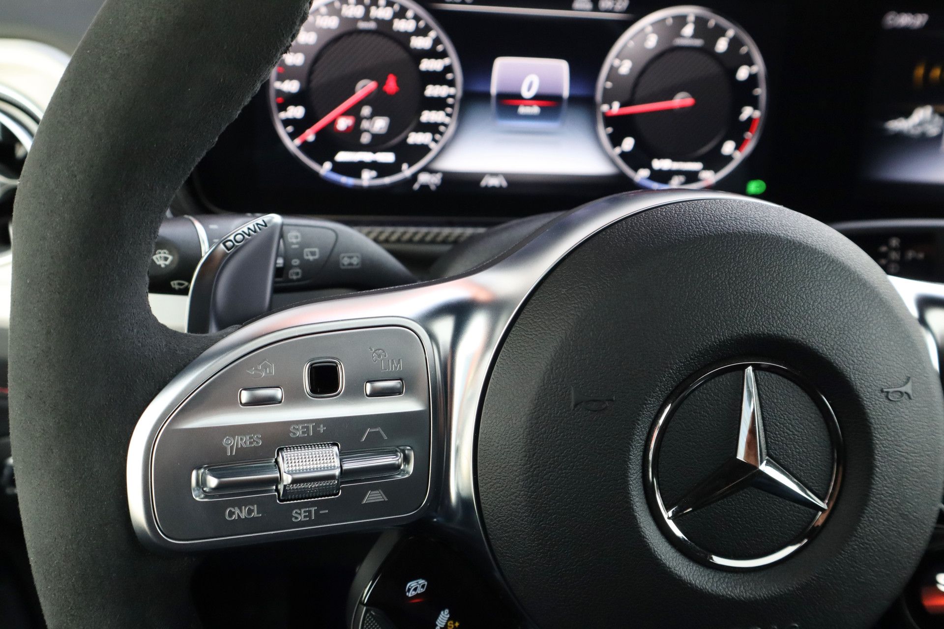 2023 Mercedes-Benz G 63 AMG Jet-black Magno Carbon 585HP - Image 25