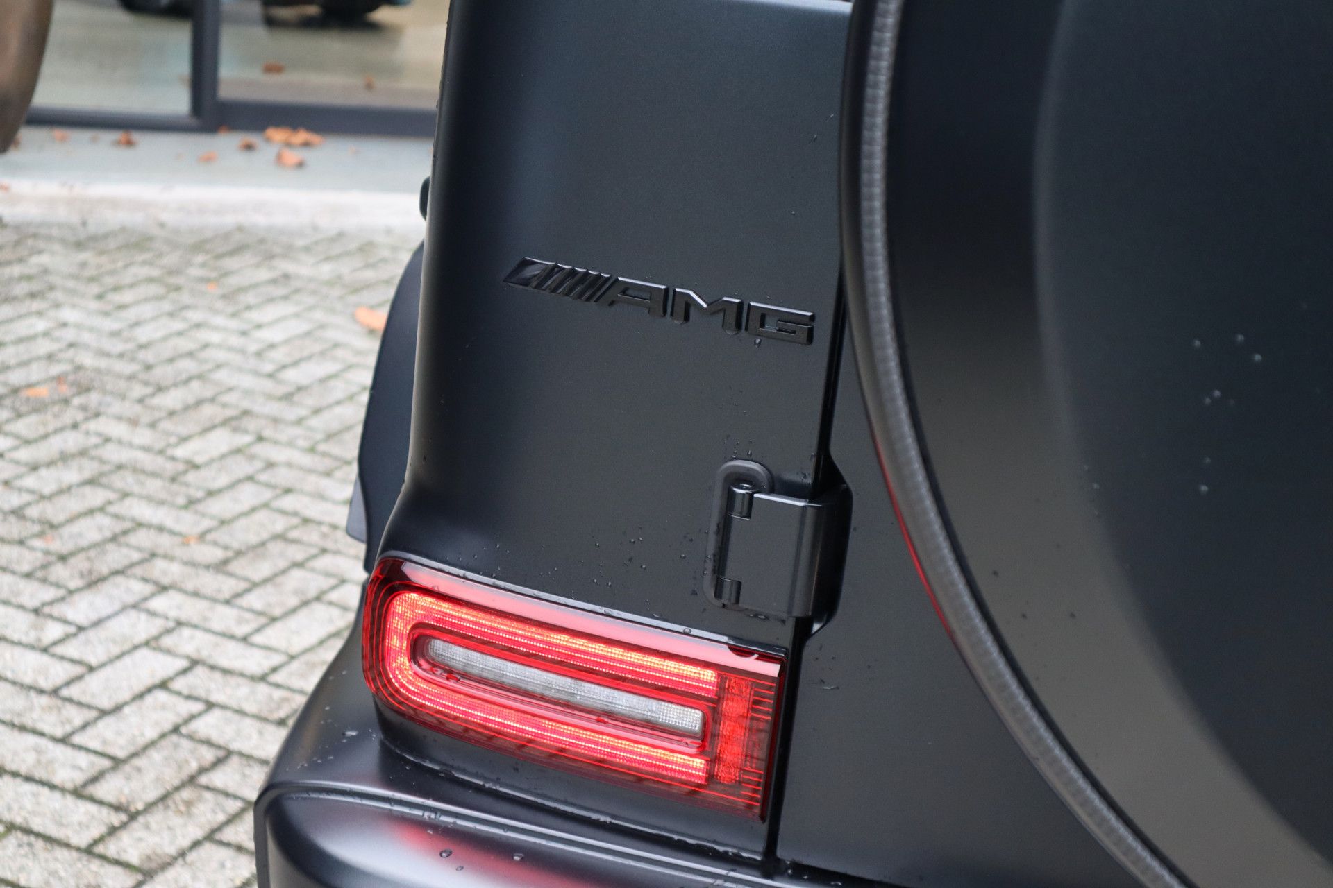 2023 Mercedes-Benz G 63 AMG Jet-black Magno Carbon 585HP - Image 7