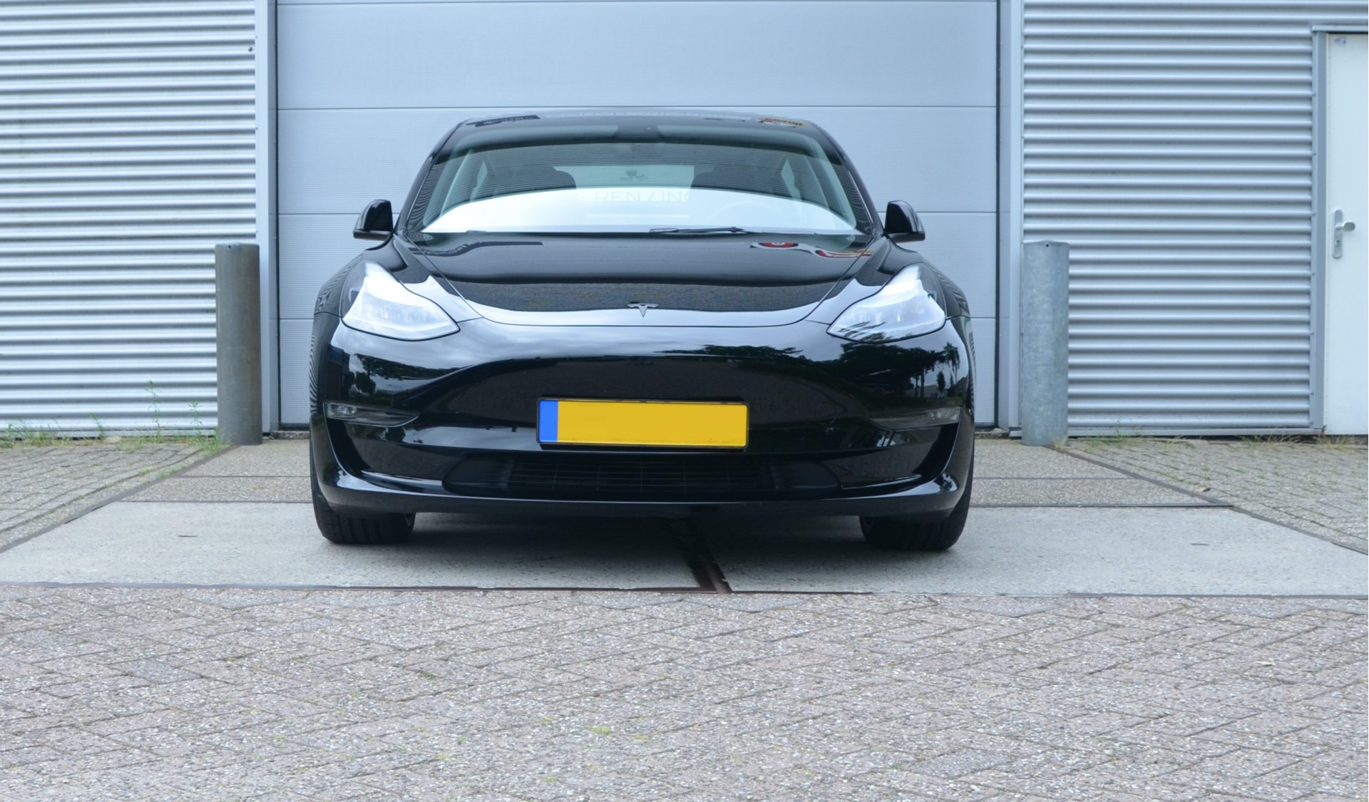 2023 Tesla Model 3 Performance AWD AutoPilot 3.0 Ryzen 513HP - Image 2
