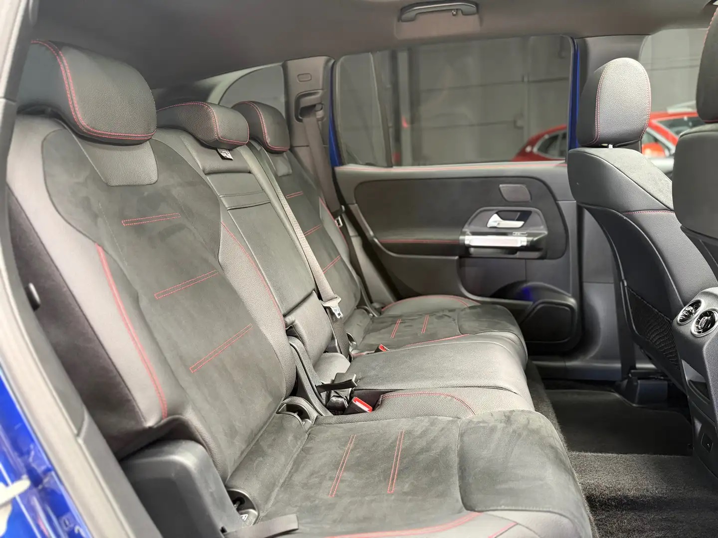 2021 Mercedes-Benz GLB 200d AMG 150hp 7 Places PANO CURI CAMERA360 - Image 14