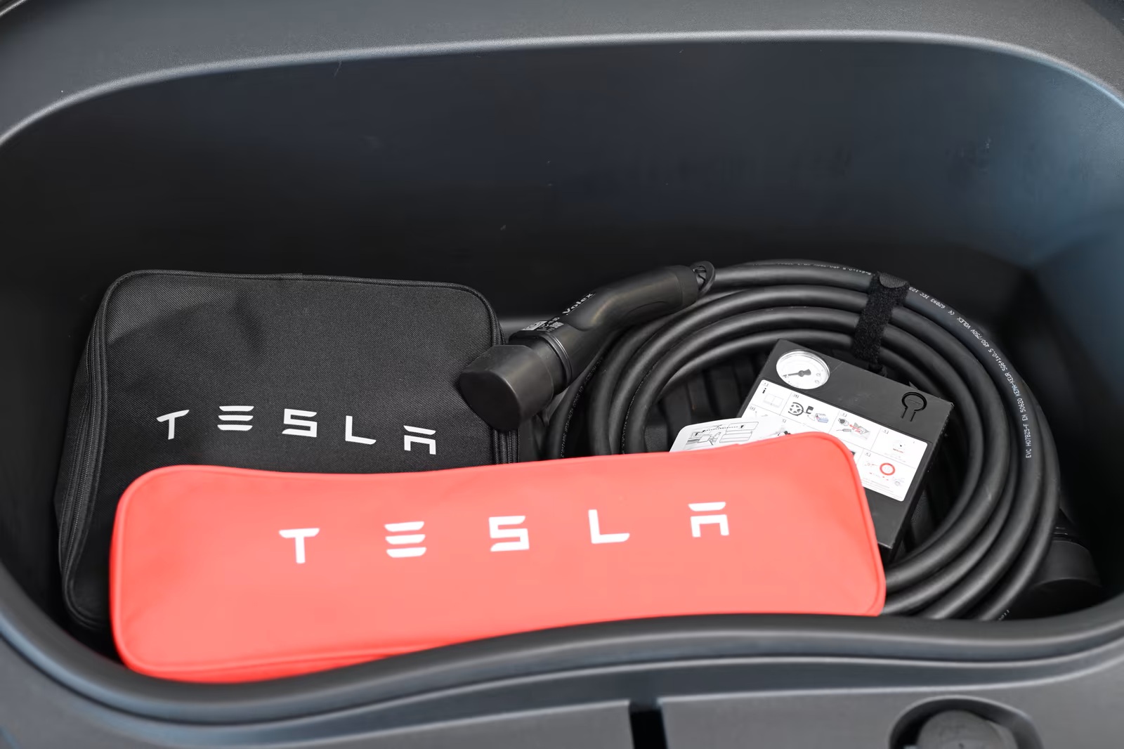 2024 Tesla Model 3 78 kWh AWD Long Range Dual Motor - Image 15
