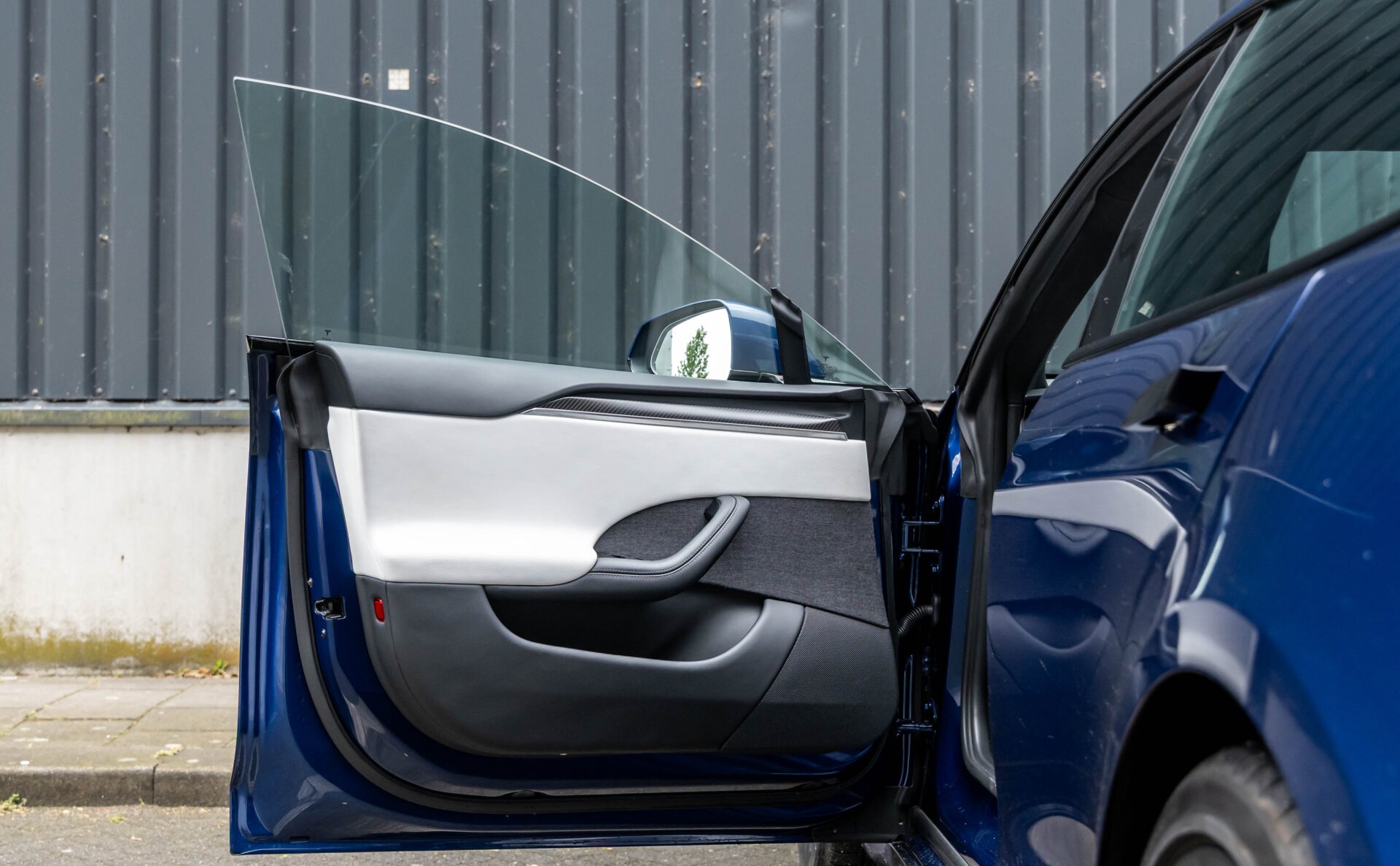 2023 Tesla Model S Plaid AWD 100 kWh - Image 23