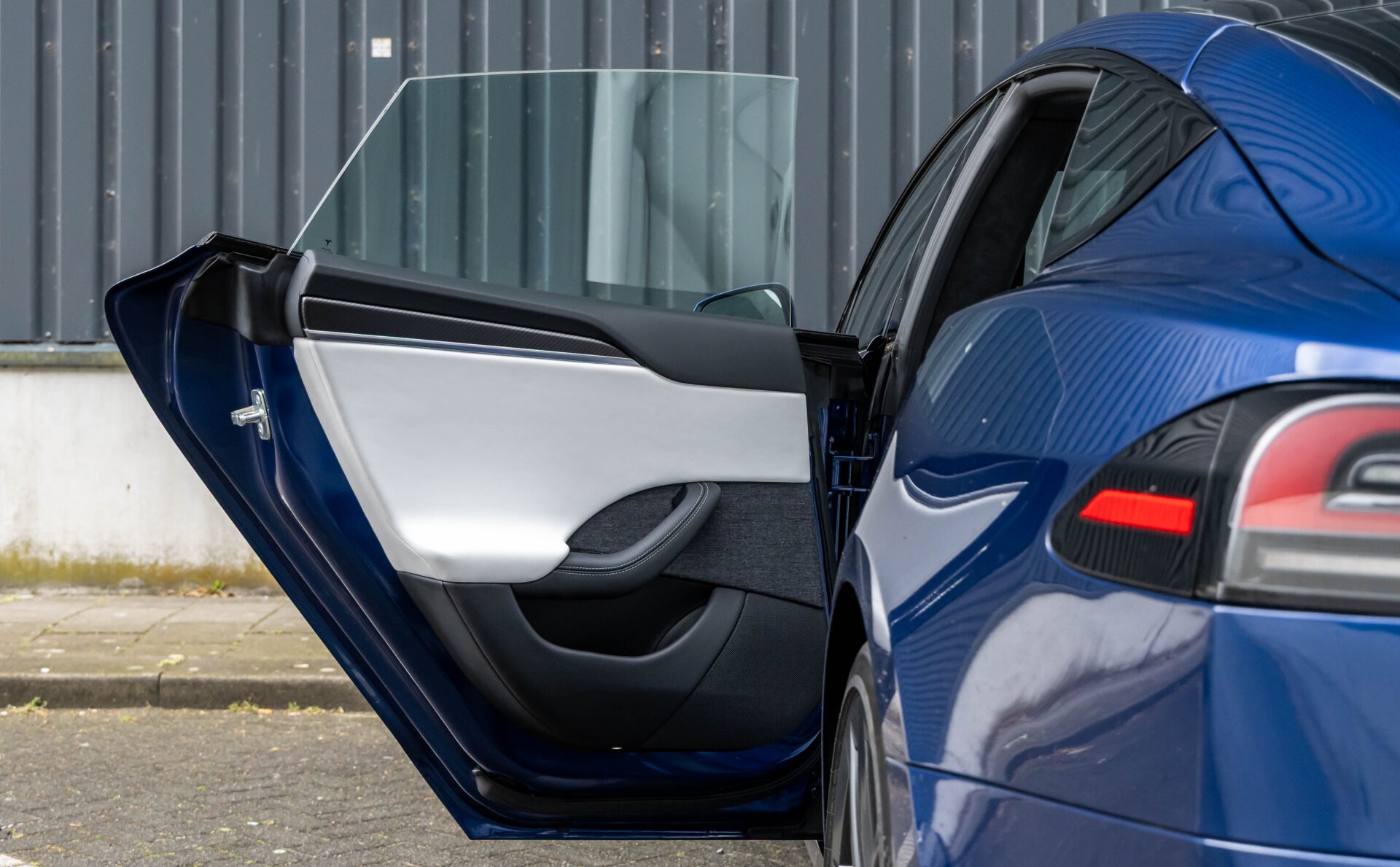 2023 Tesla Model S Plaid AWD 100 kWh - Image 26