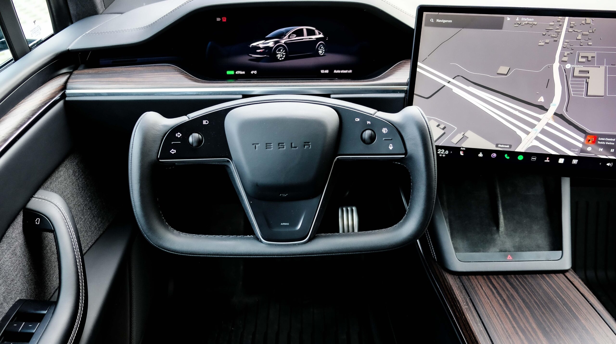 2023 Tesla Model X Long Range Facelift 6 Seats Yoke AWD - Image 9