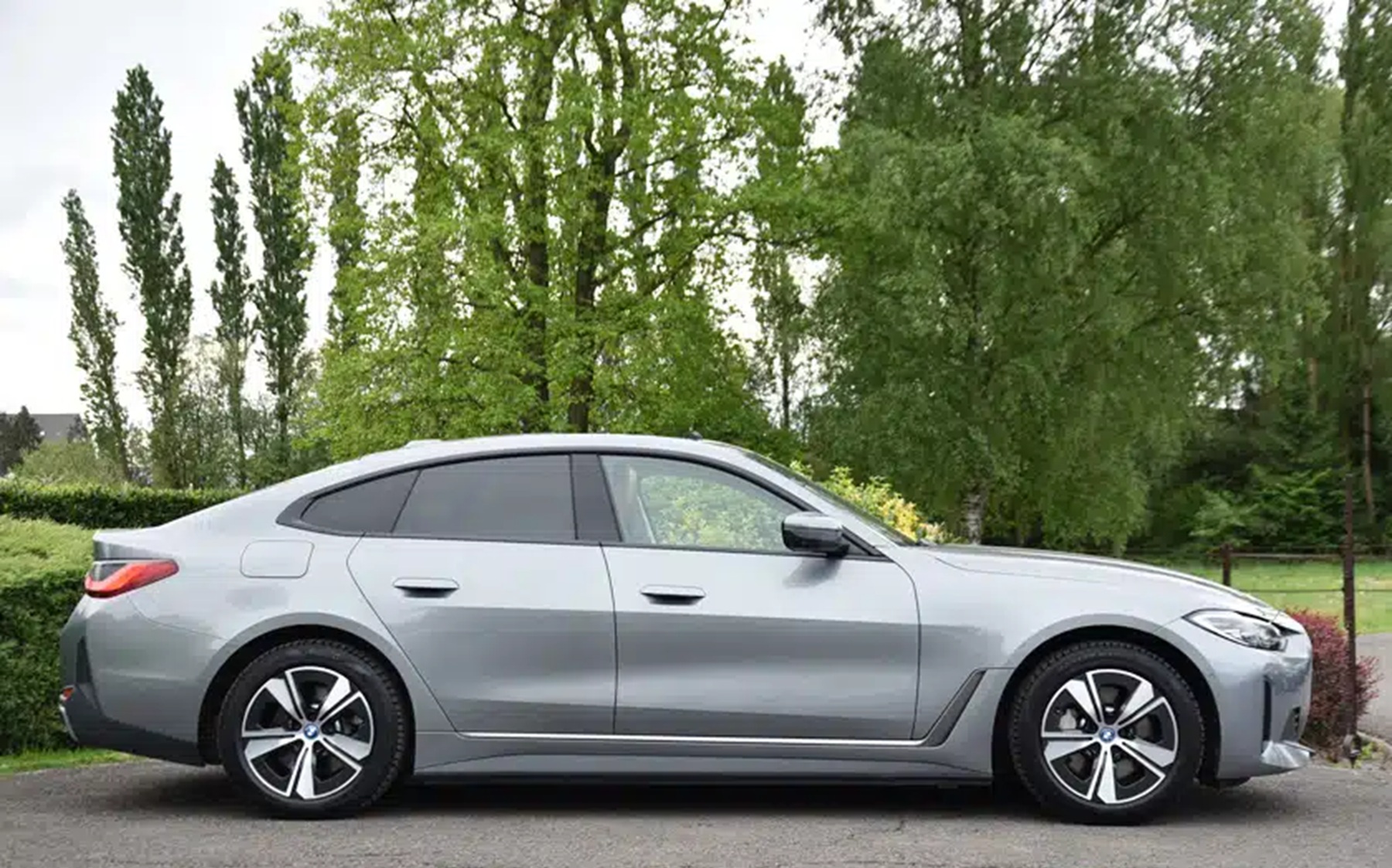 2022 BMW i4 E-DRIVE 40 GRAN COUPE - Image 2