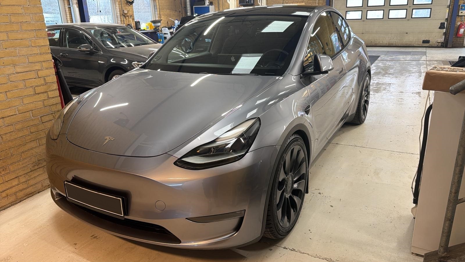 2023 Tesla Model Y Performance AWD 534HP - Image 5