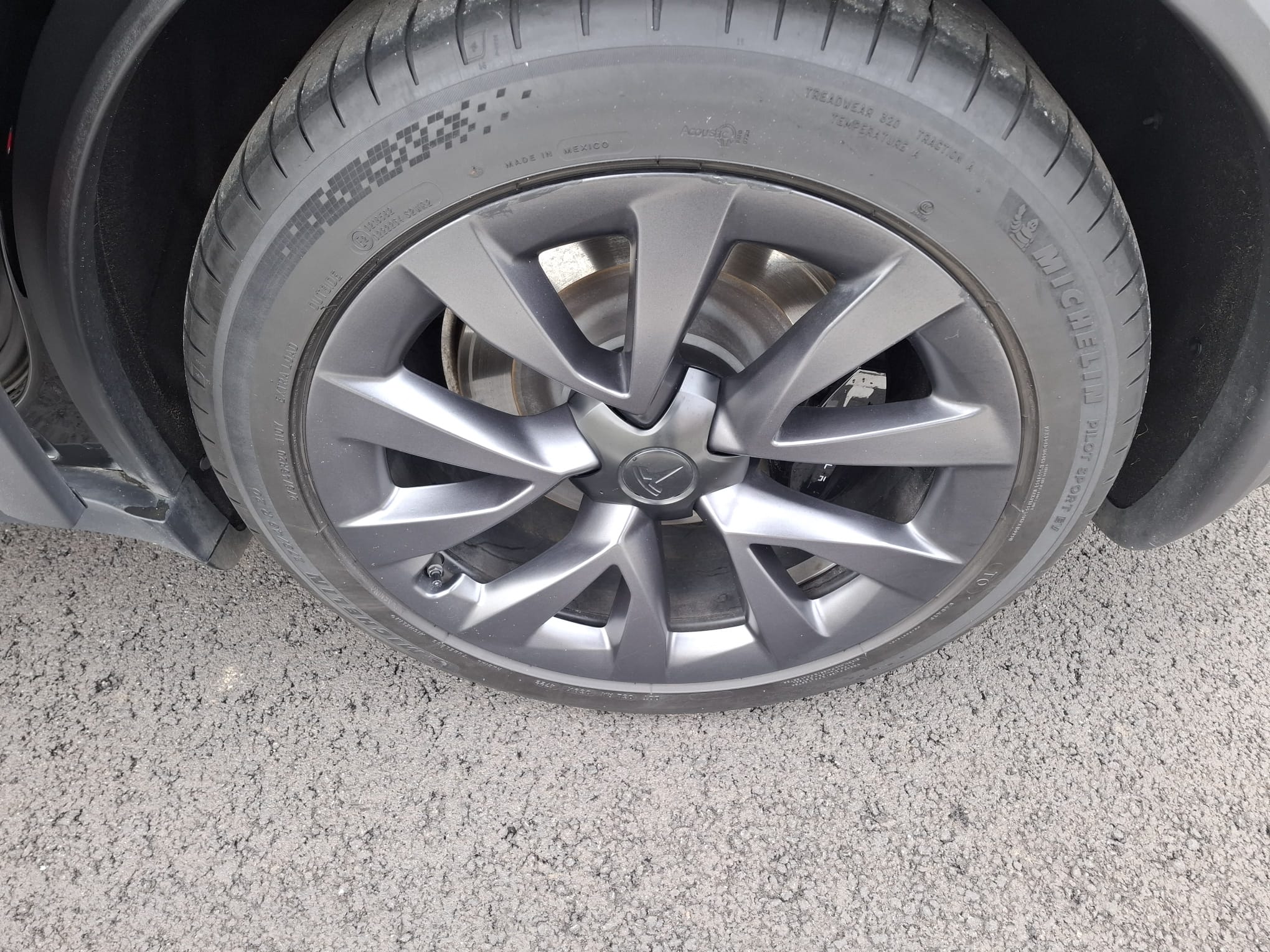 2023 Tesla Model X Long Range Facelift 6 Seats Yoke AWD - Image 19