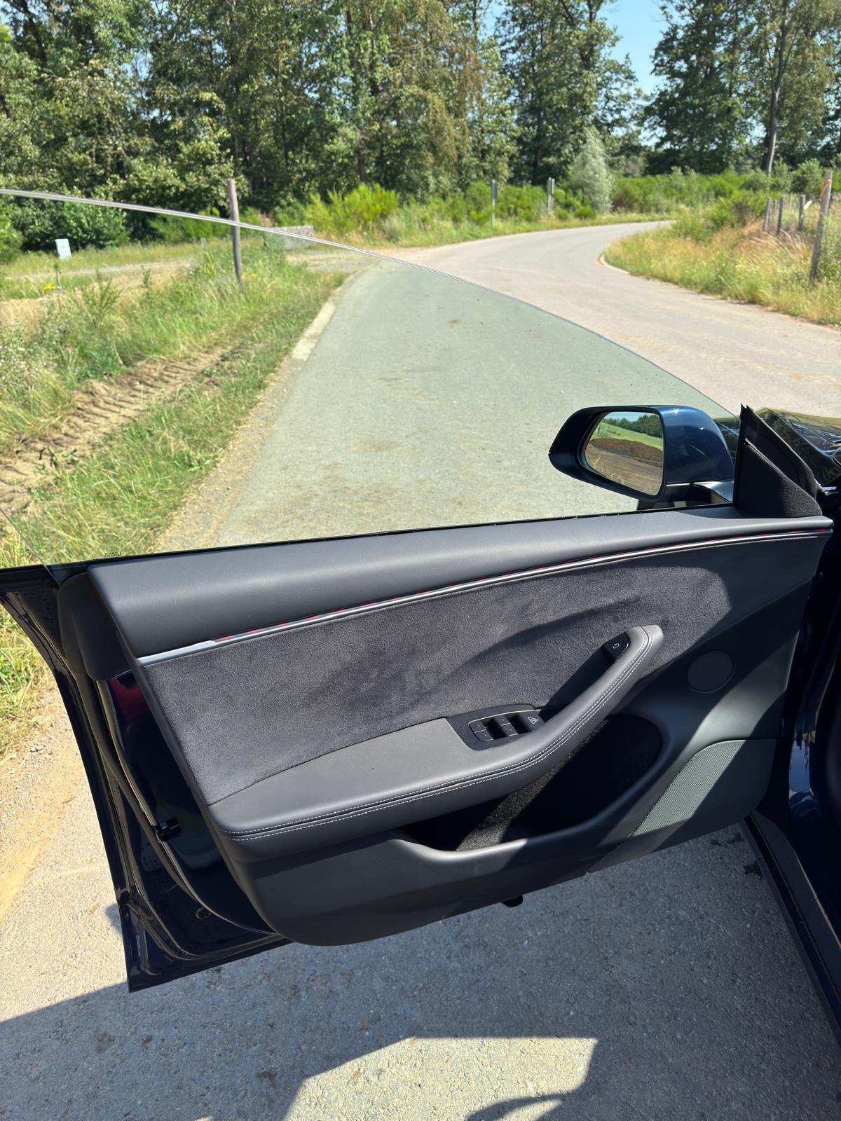 2026 Tesla Model 3 Highland Performance AWD - Image 32