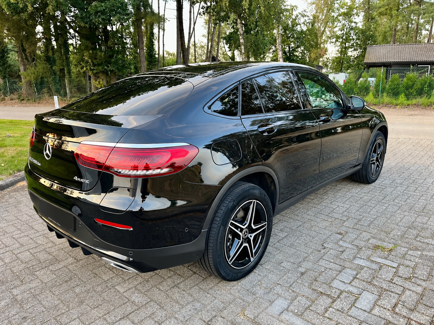 2024 Mercedes-Benz GLC300DE COUPE AMG LINE - Image 7