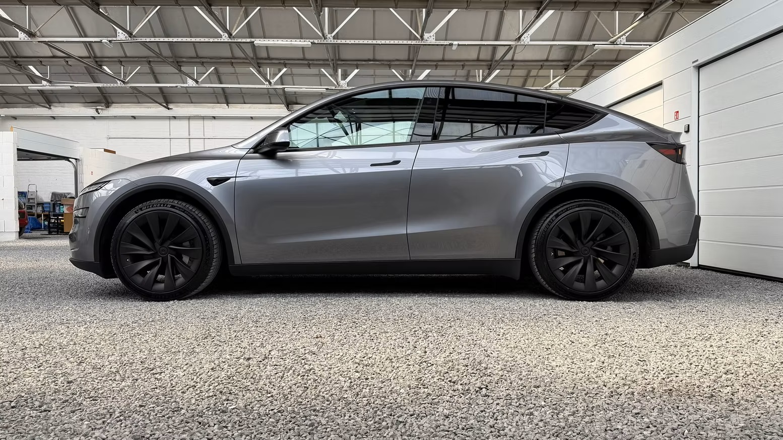 2025 Tesla Model Y Juniper AWD Dual Motor Long Range 514HP - Image 3