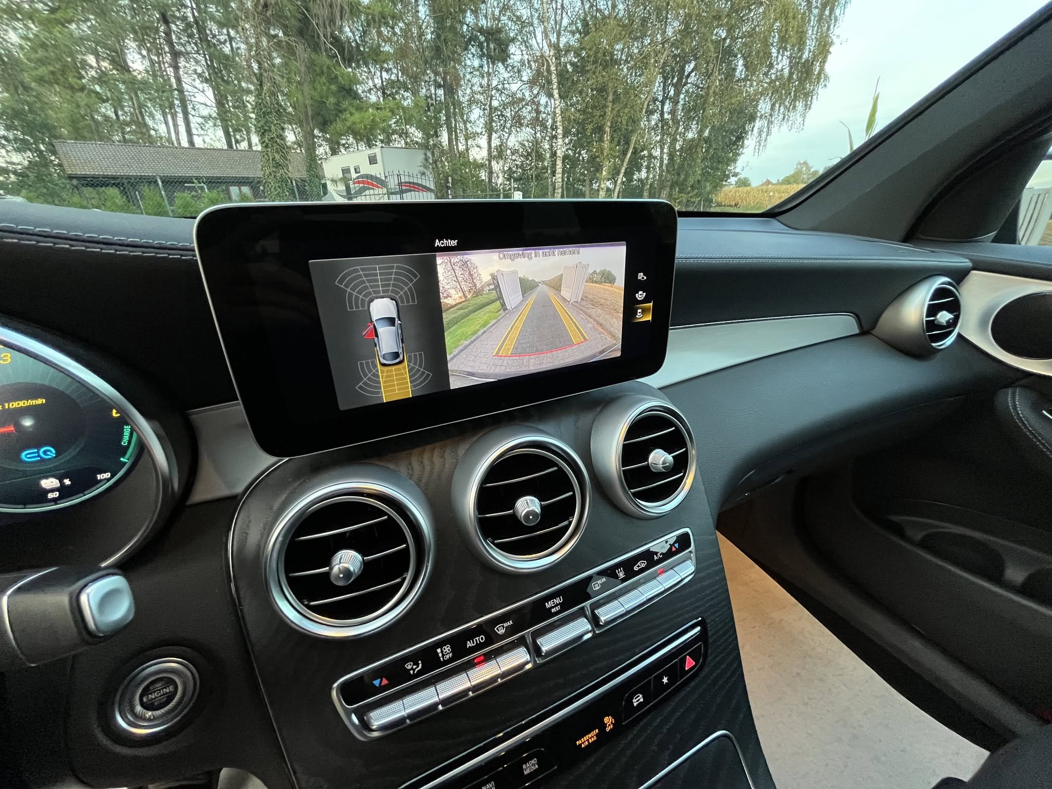 2024 Mercedes-Benz GLC300DE COUPE AMG LINE - Image 13