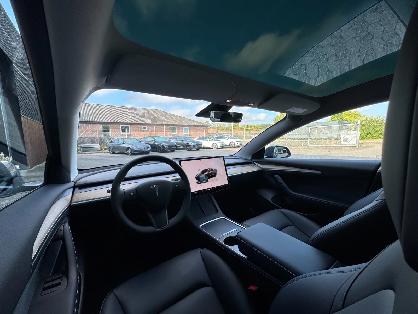 2023 Tesla Model 3 Long Range AWD 498 HP - Image 10