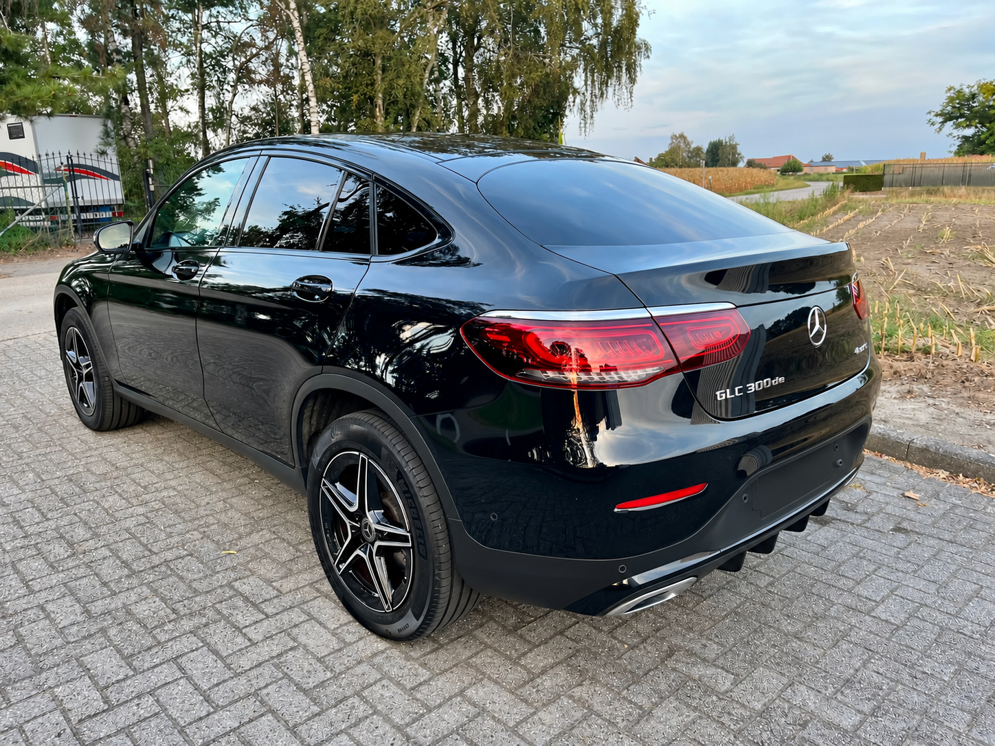 2024 Mercedes-Benz GLC300DE COUPE AMG LINE - Image 5