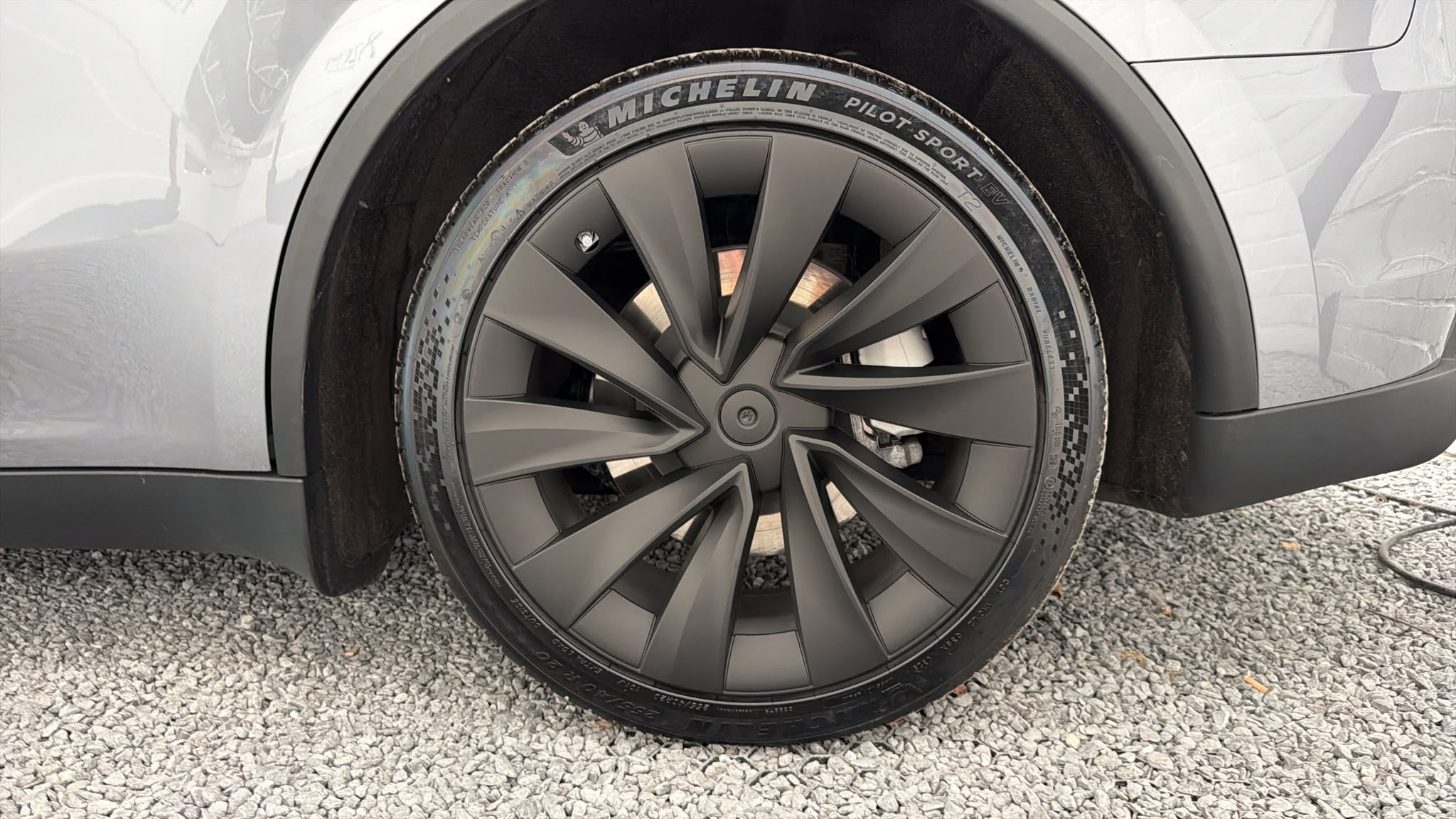 2025 Tesla Model Y Juniper AWD Dual Motor Long Range 514HP - Image 11