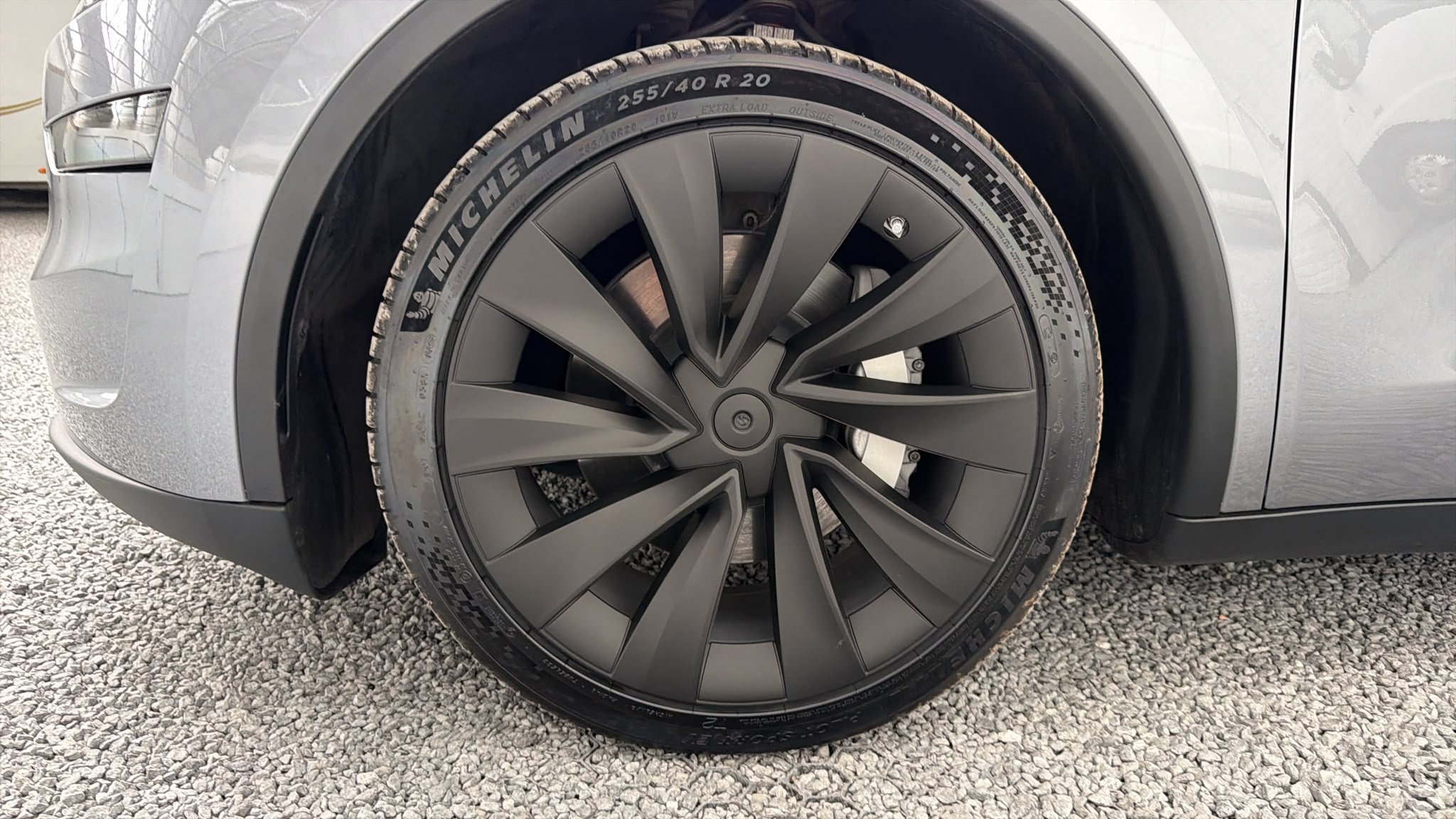 2025 Tesla Model Y Juniper AWD Dual Motor Long Range 514HP - Image 12