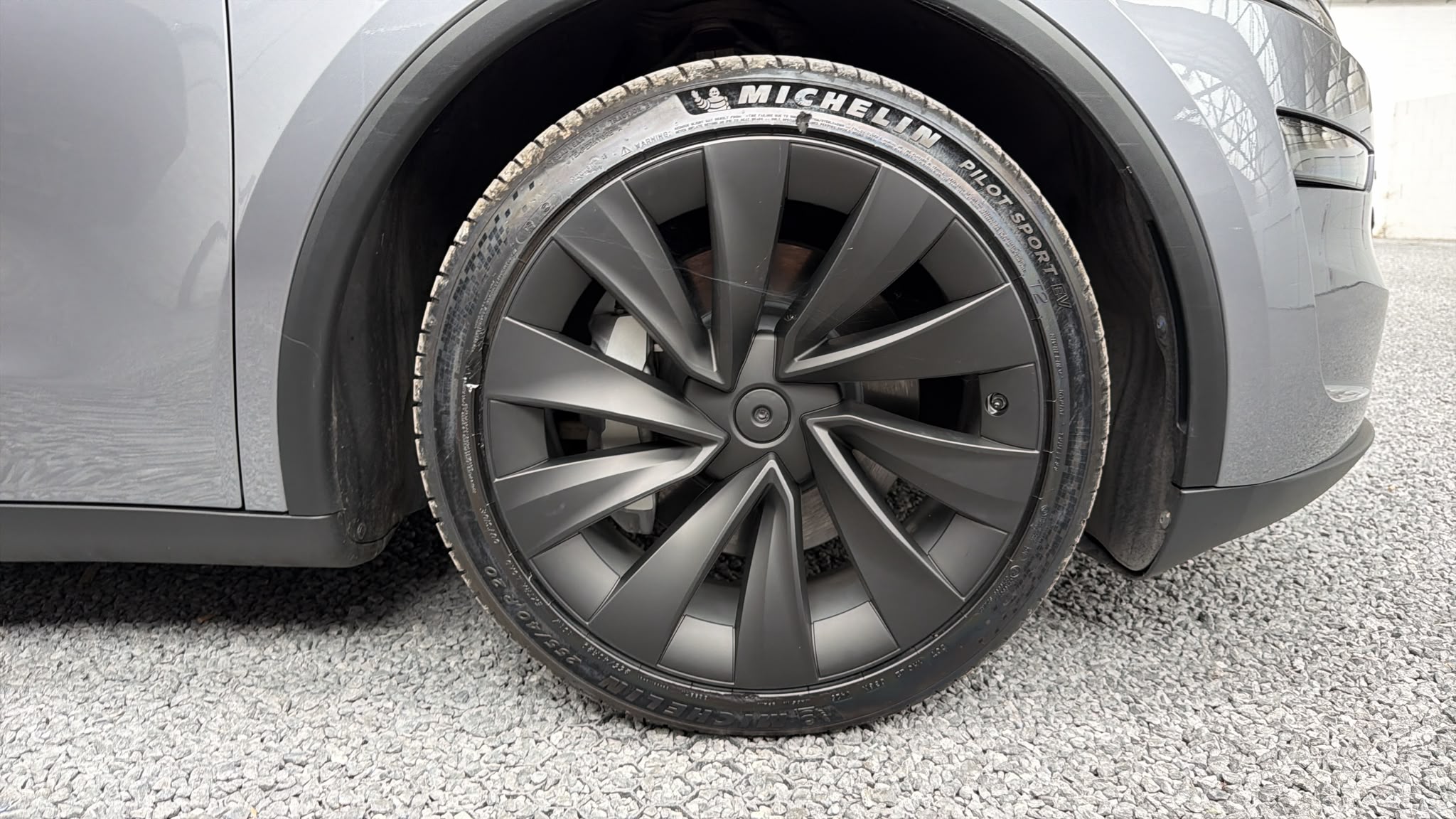 2025 Tesla Model Y Juniper AWD Dual Motor Long Range 514HP - Image 13