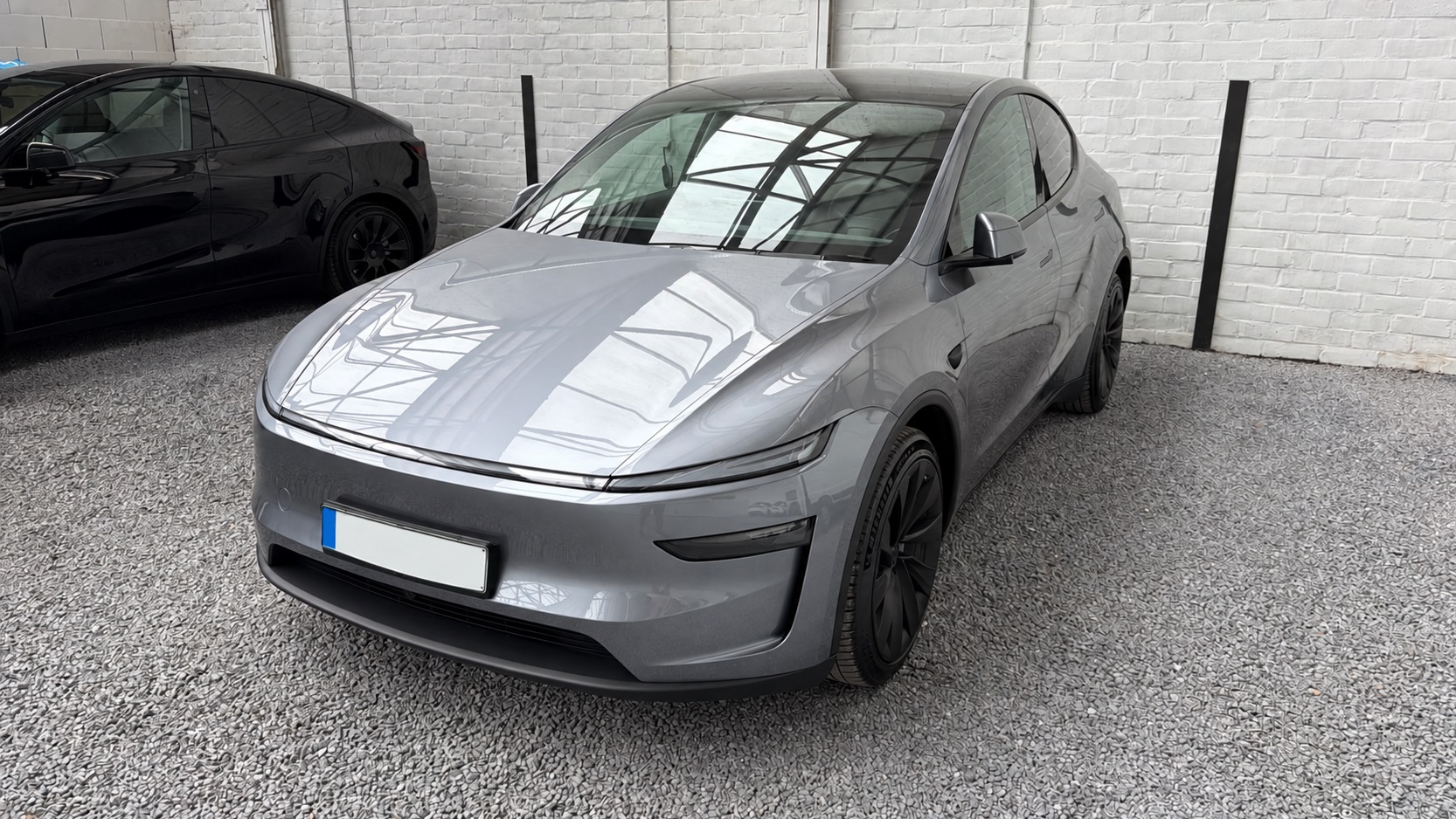 2025 Tesla Model Y Juniper AWD Dual Motor Long Range 514HP - Image 8