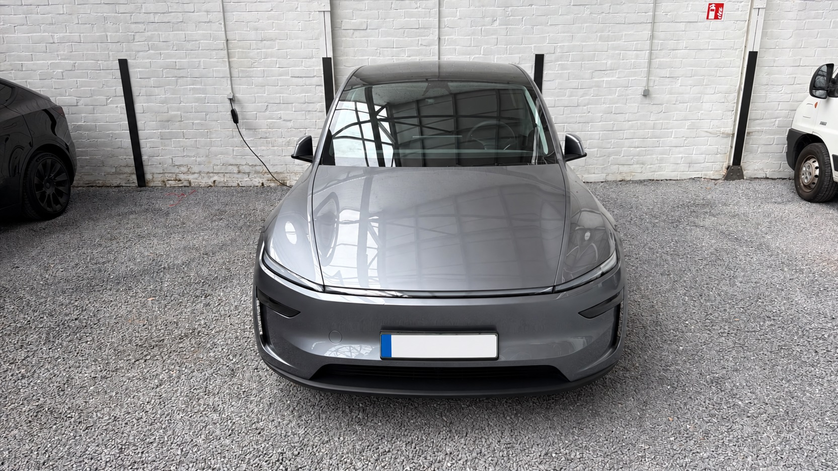 2025 Tesla Model Y Juniper AWD Dual Motor Long Range 514HP - Image 9