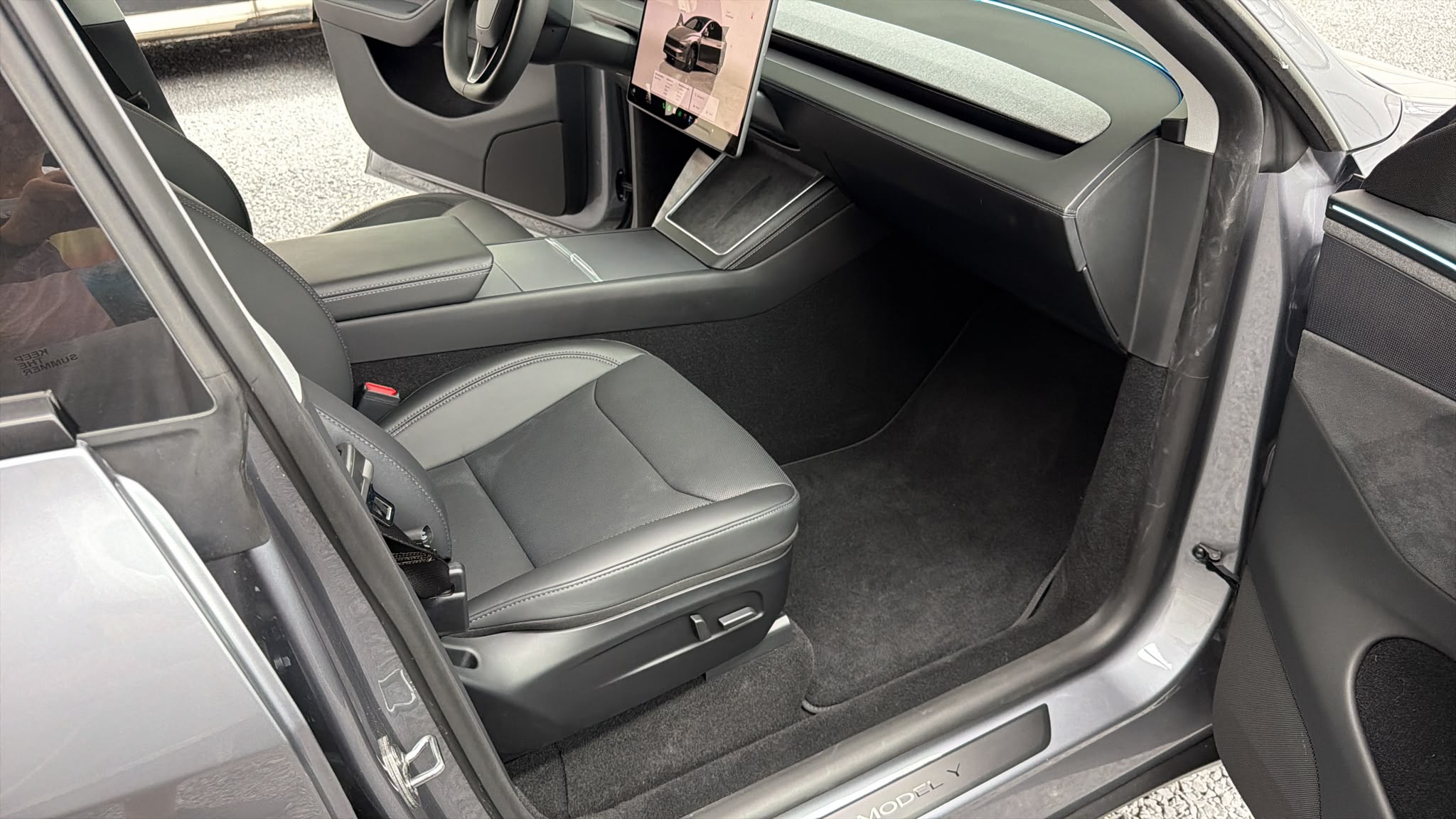 2025 Tesla Model Y Juniper AWD Dual Motor Long Range 514HP - Image 20