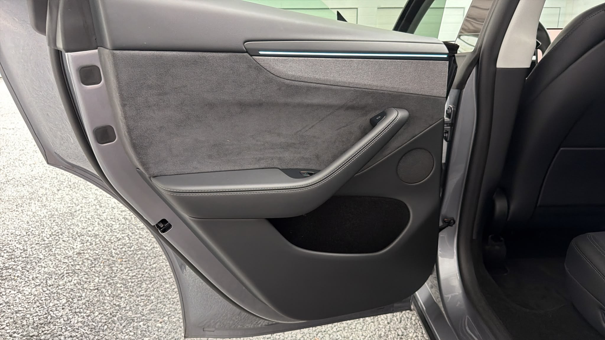 2025 Tesla Model Y Juniper AWD Dual Motor Long Range 514HP - Image 26