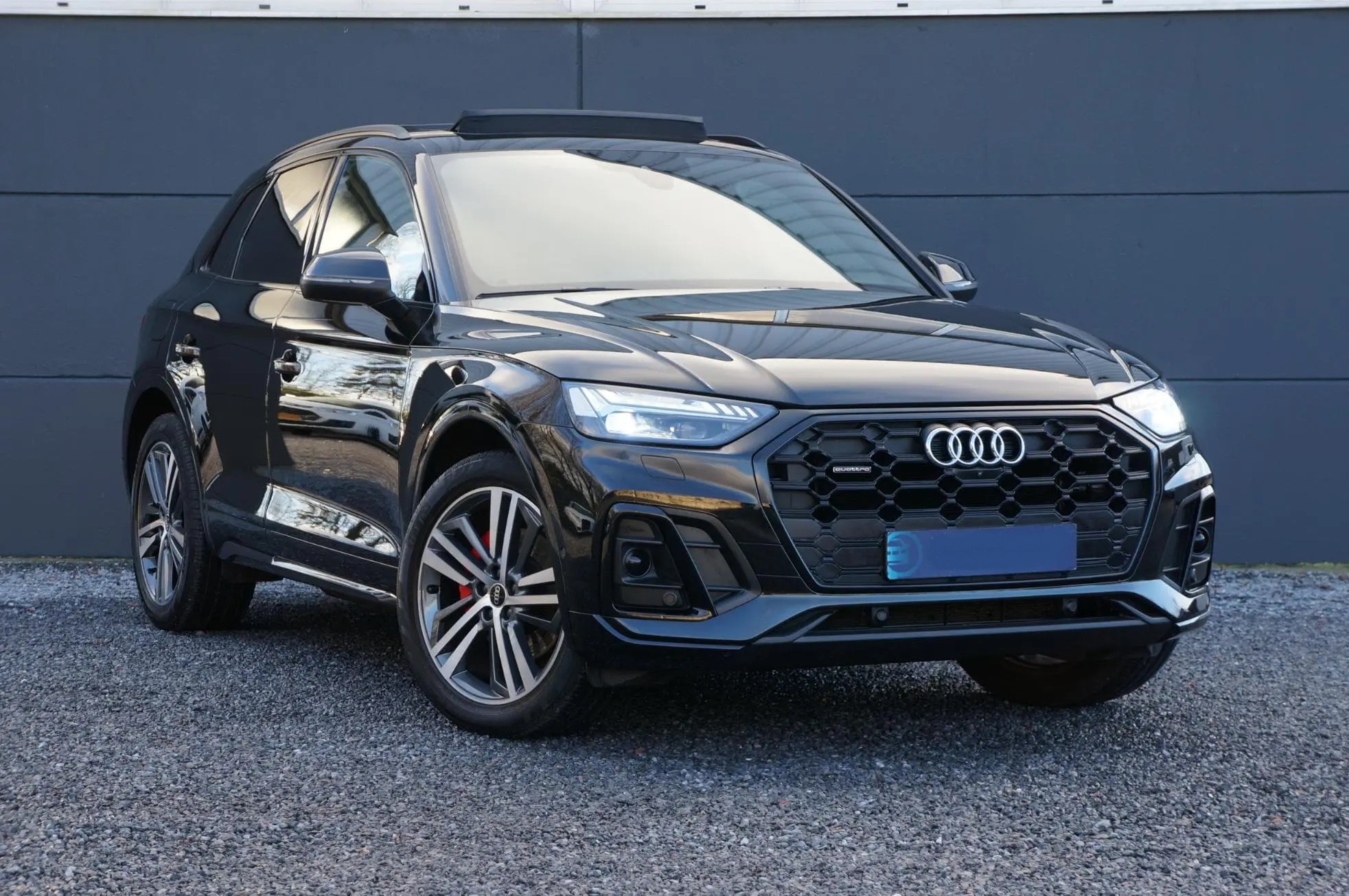 2021 Audi Q5 40 TDI Quattro S edition HUD B&O S Line 204HP - Image 3