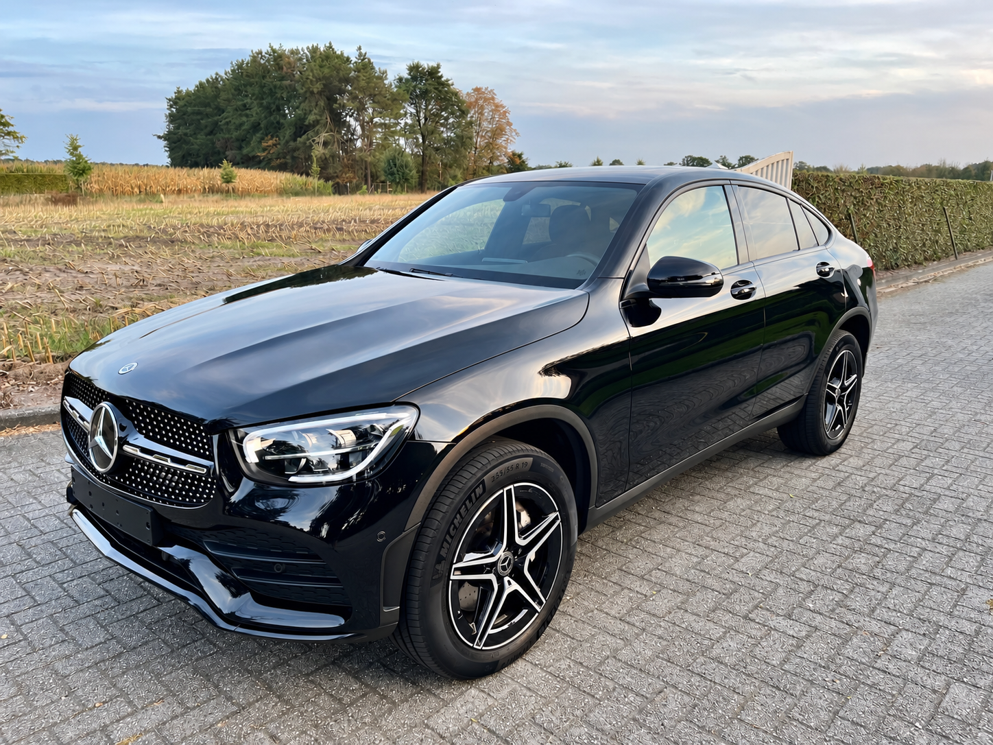 2024 Mercedes-Benz GLC300DE COUPE AMG LINE - Image 4